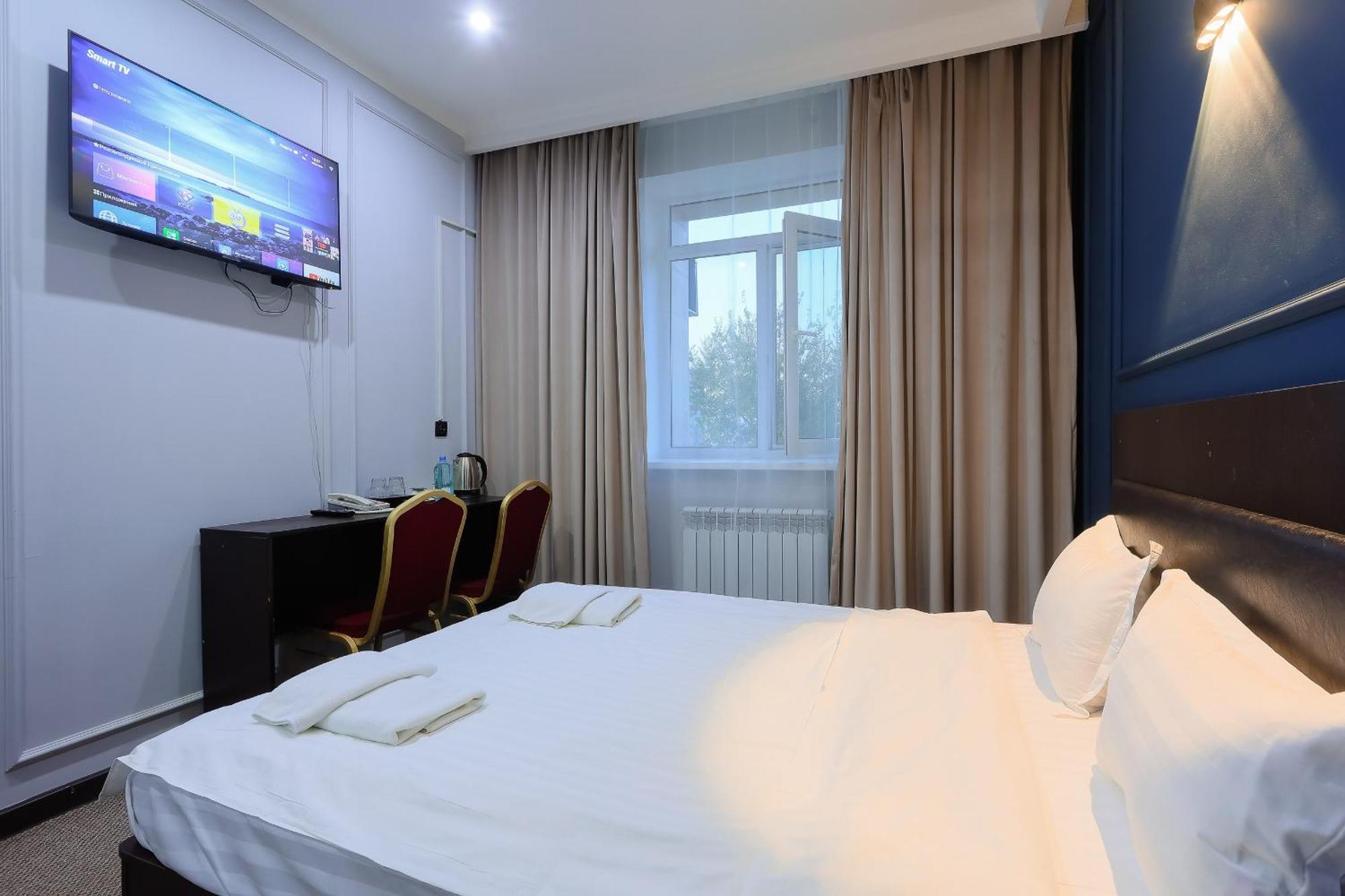 Hotel Vivaldis Алматы Экстерьер фото