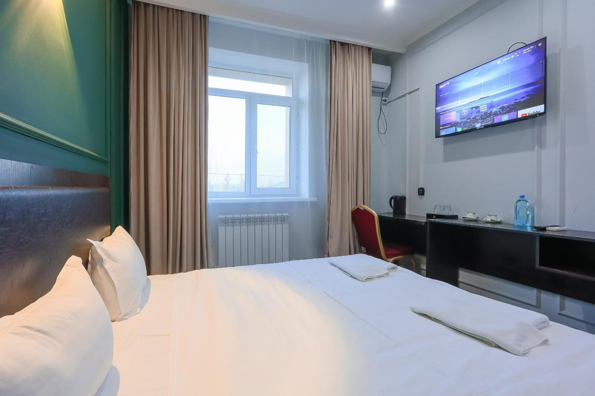 Hotel Vivaldis Алматы Экстерьер фото